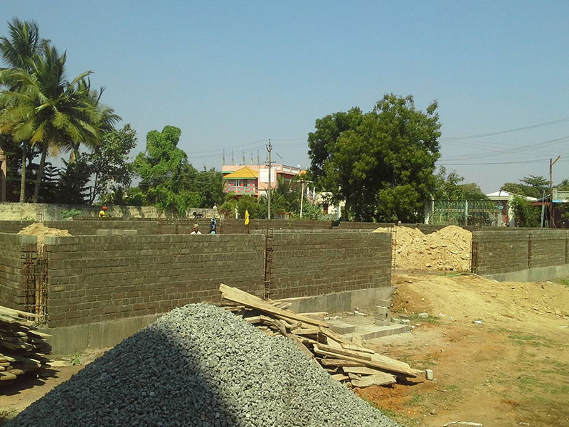 LK Roofing Solutions.